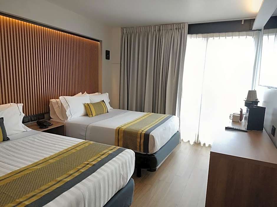 Hotel Block Suites