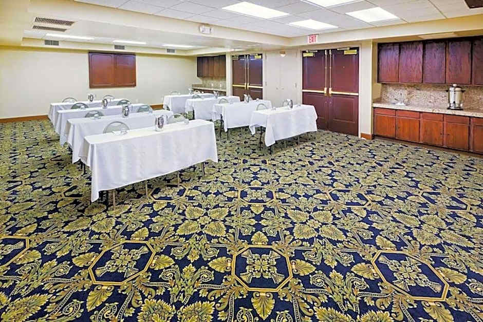 Radisson Hotel El Paso Airport