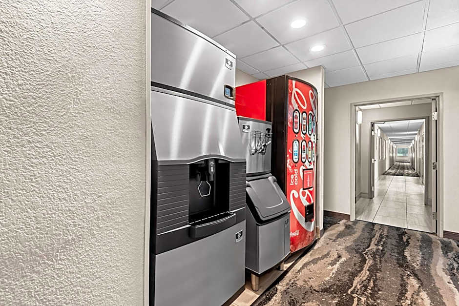 Best Western Ottumwa Inn & Suites
