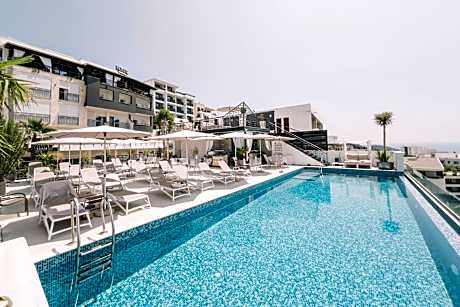 Deluxe Double Room with Sea View