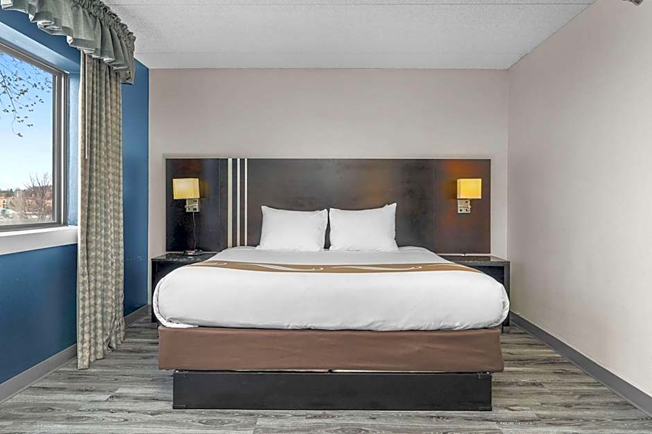 Quality Inn & Suites Mall Of America - Msp Airport