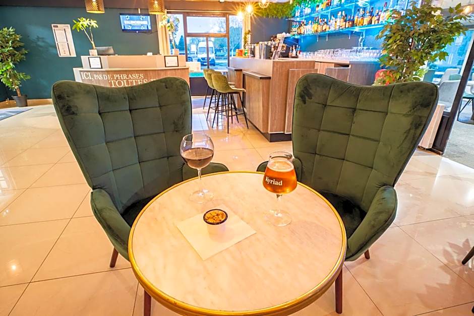 KYRIAD VALENCIENNES SUD - Rouvignies