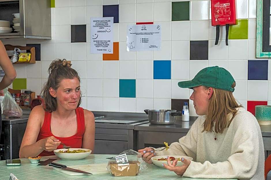 Sagres Sun Stay - Surf Camp & Hostel