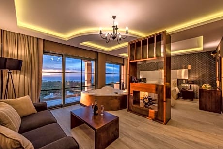 Elegance Suite Panoramic Sea View