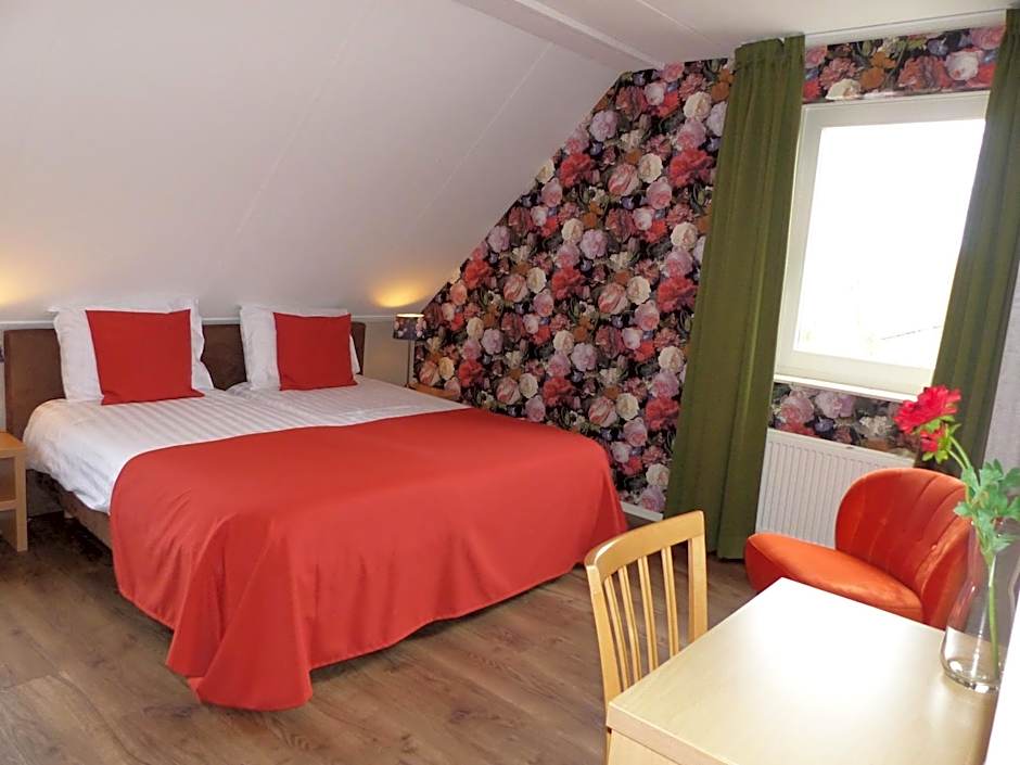 Photo 1 of 6 of Double Room with Private Bathroom