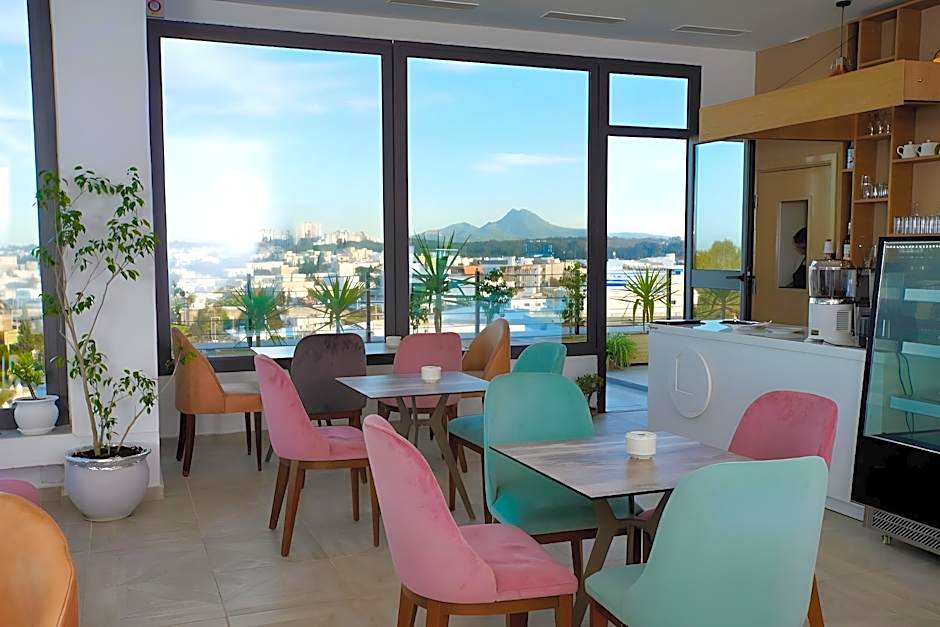 Hotel Lescure Business and SPA