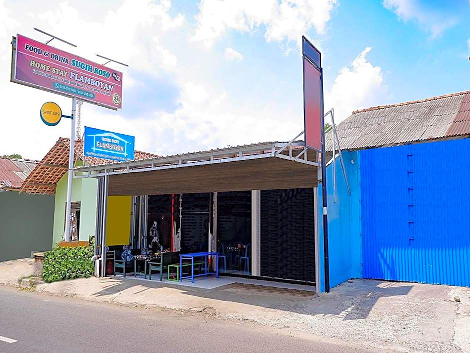 SPOT ON 2106 Homestay Flamboyan