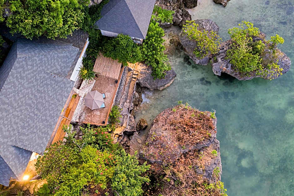 Villa Ayunan 3 BR on Bingin Beach