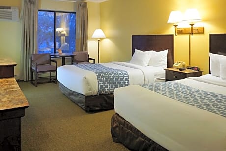 Double with 2 Double Beds - Non-Smoking