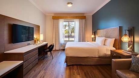 King Room with Sofa Bed - Disability Access