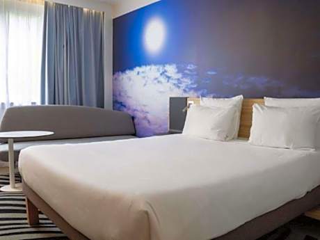 Family Room with Double Bed, Single Bed and Sofa Bed