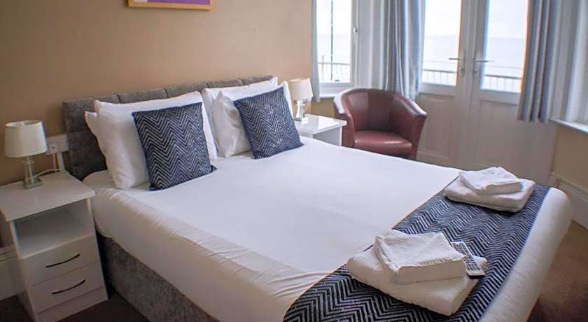 OYO Shanklin Beach Hotel