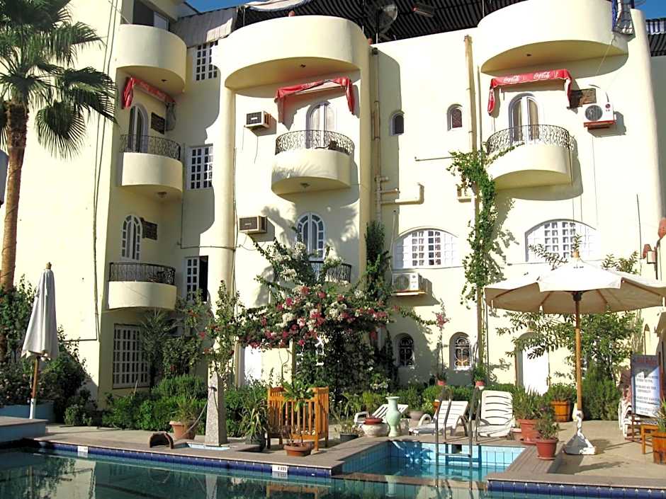 Nile Valley Hotel