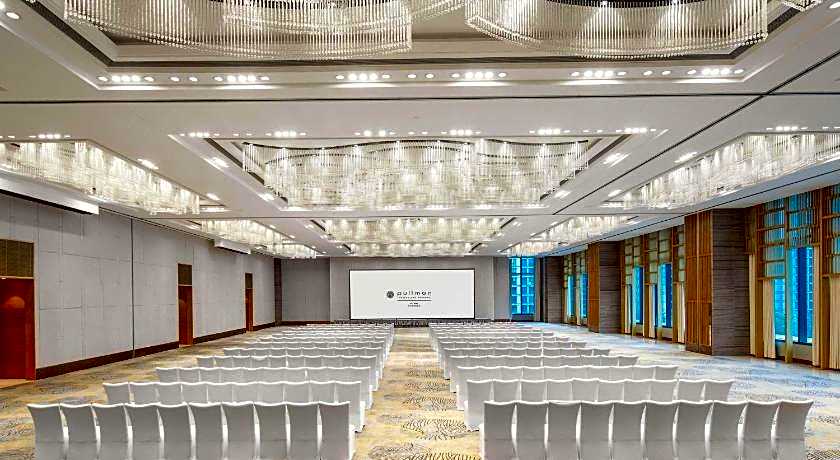 Pullman Haining