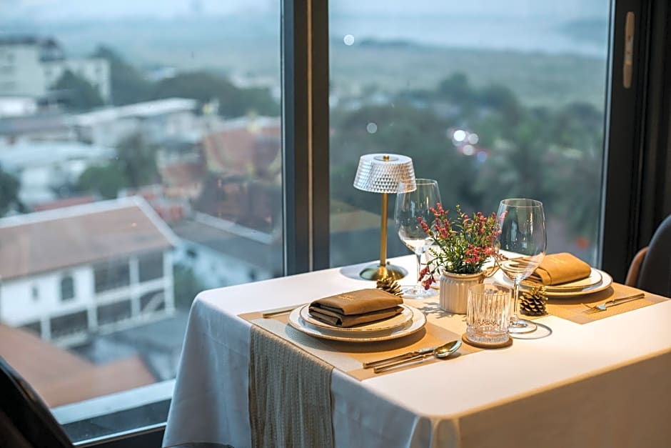 SureStay Hotel by Best Western Vientiane