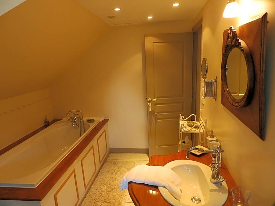 Château Du Pin - Les Collectionneurs