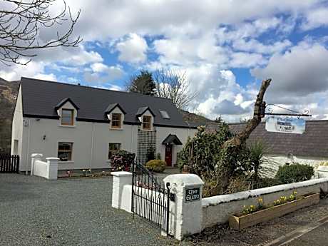 The Glen Farmhouse