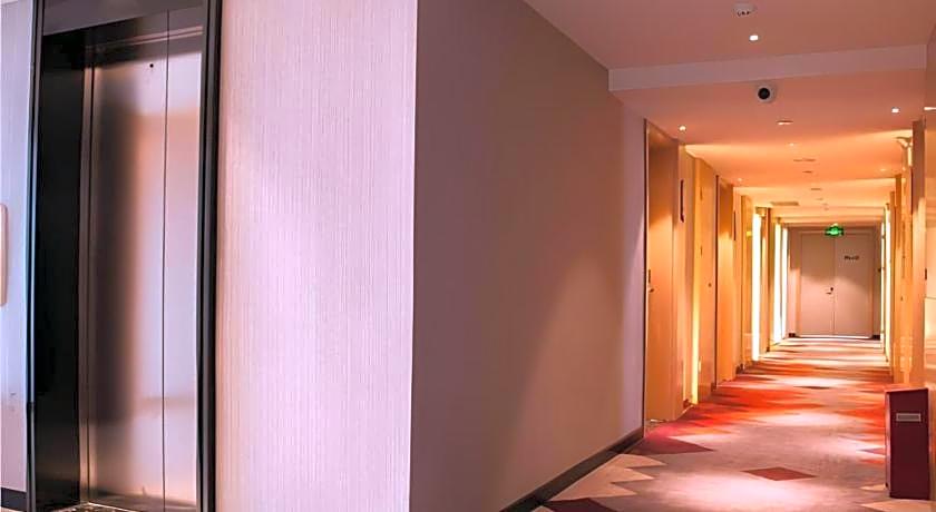 Borrman Hotel Puning International Commodity City Wantaihui