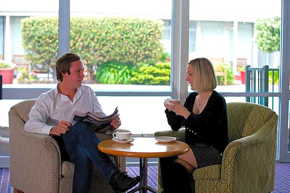 Brentwood Hotel