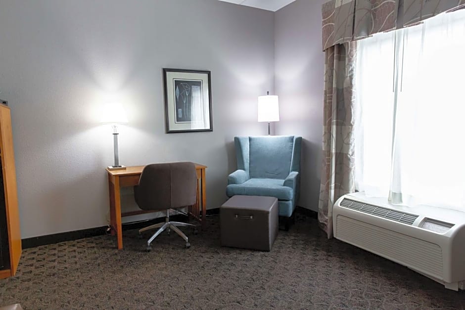 Hampton Inn By Hilton & Suites Chesapeake