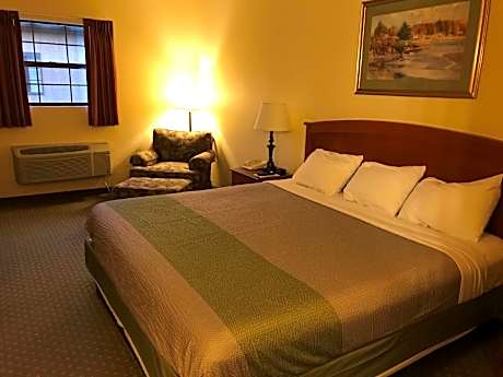 1 King Bed | Sofa-Bed, Micfridge, Non-smoking