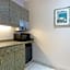 Lakeview Inns & Suites - Okotoks