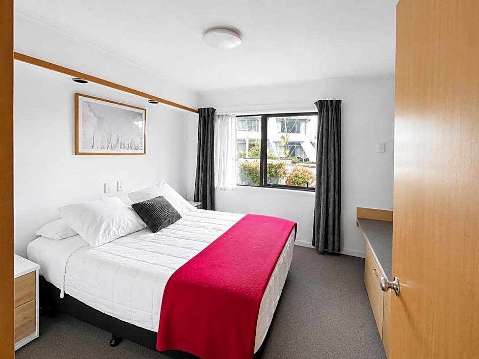 Amity Serviced Apartments