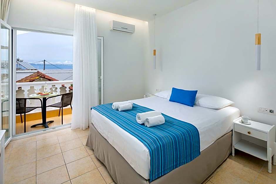 Bella Vista Beach Hotel