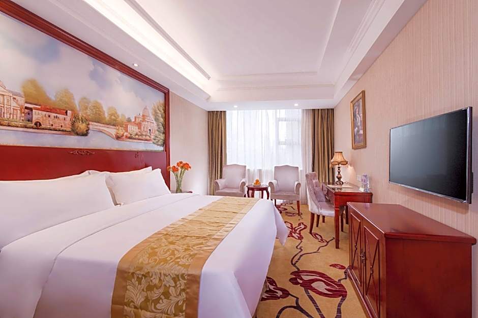 Vienna Hotel Shenzhen Bao'an Xin'an Wanda Plaza