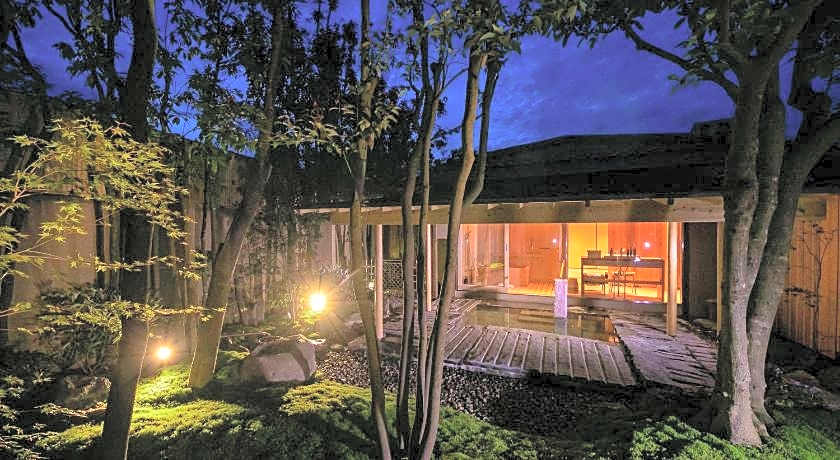 Ryokan Yakakutei