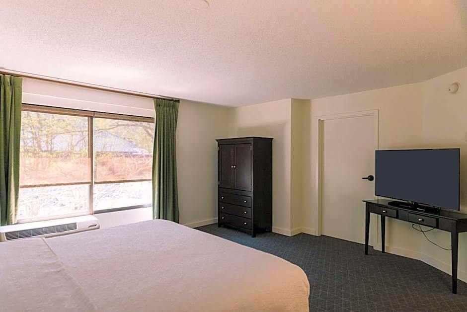 Hampton Inn By Hilton Gatlinburg