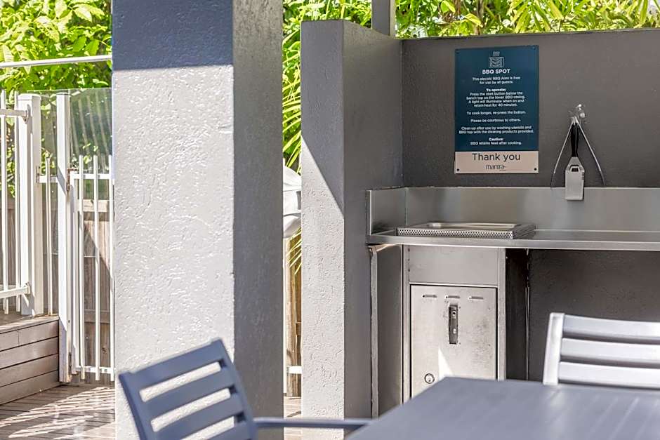 Mantra Aqueous Port Douglas