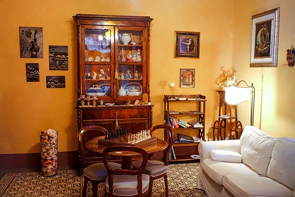 Marta Guest House