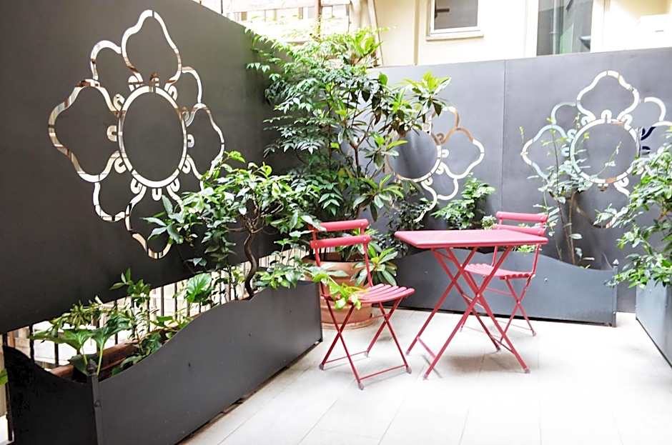 Piazza Castello Suite