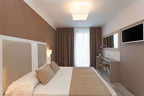 Classic Double or Twin Room