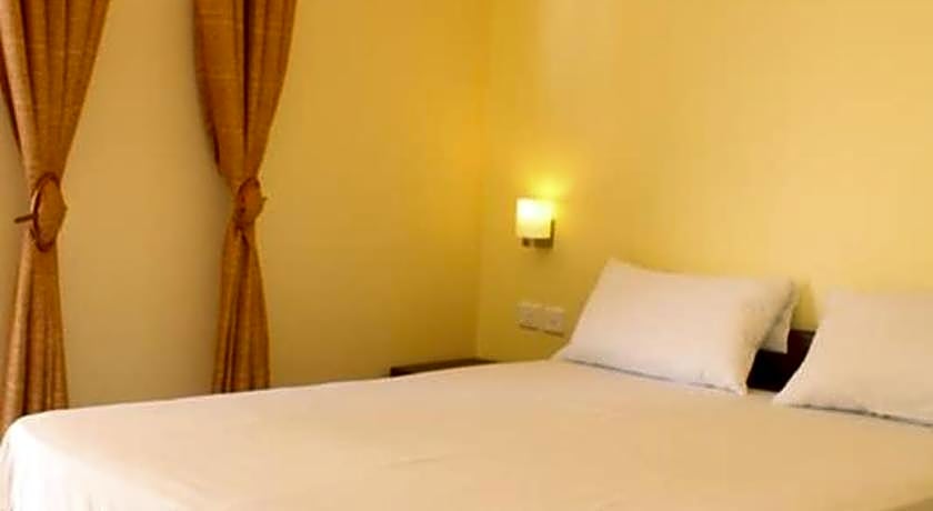 Le Cactus Guest House