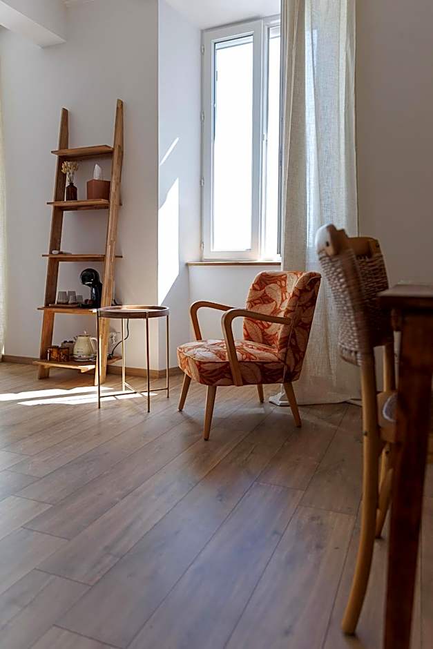 CHAMBRES D'HÔTES L'Oréliane en Provence Adults Only