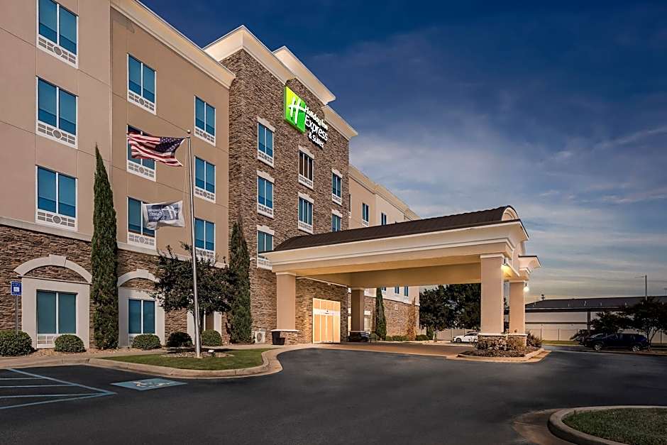 Holiday Inn Express & Suites Albany By IHG