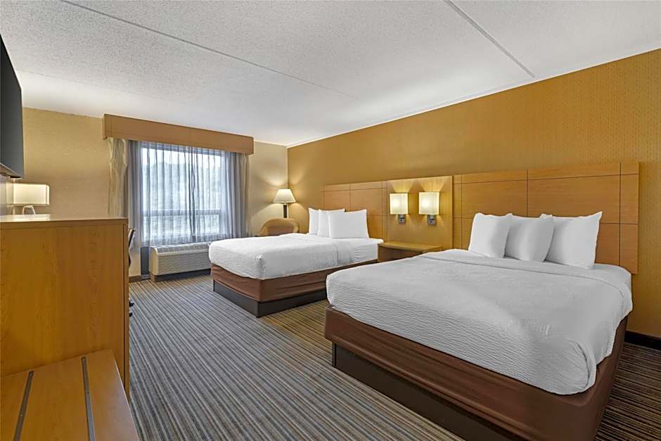 Best Western Royal Plaza Hotel & Trade Center