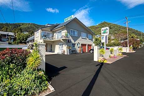Aldan Lodge