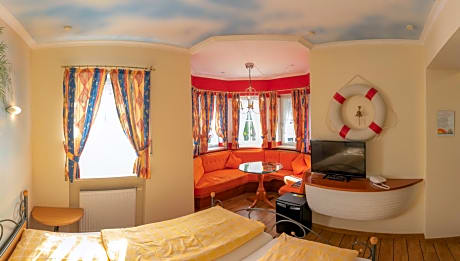Suite with Sauna