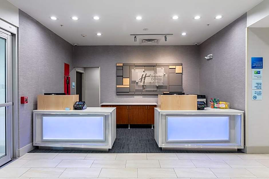Holiday Inn Express & Suites Jersey City North - Hoboken By IHG