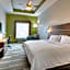 Holiday Inn Express & Suites Laurel By IHG