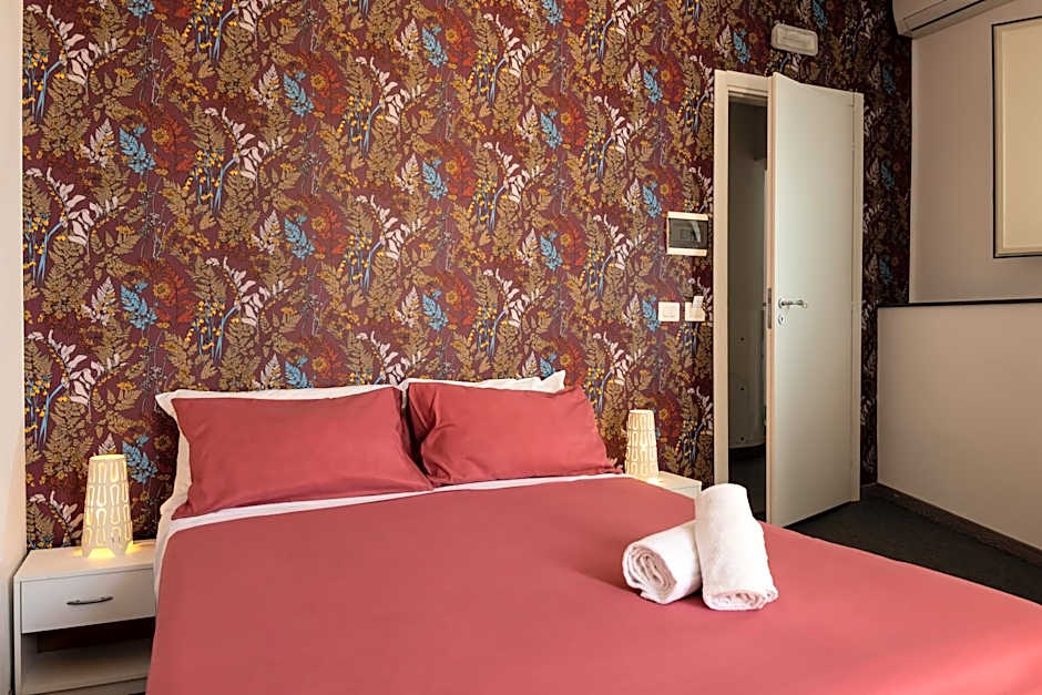 Duomo & Università Rooms