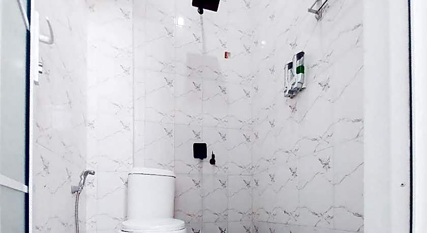 RedDoorz Syariah @ GCL Bukittinggi