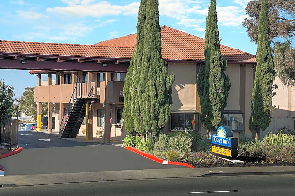 Days Inn by Wyndham Pinole Berkeley