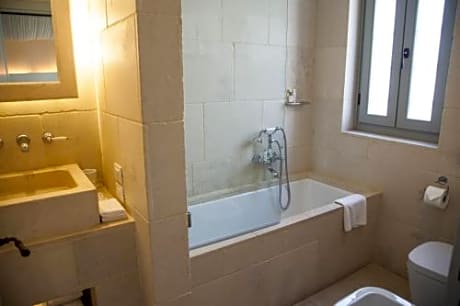 Two-Bedroom Apartment - Split Level - Il Borgo