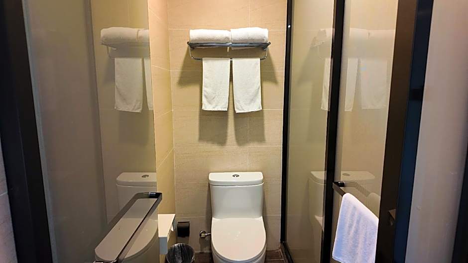 Hanting Premium Hotel Guilin Zhengyang Pedestrian Street
