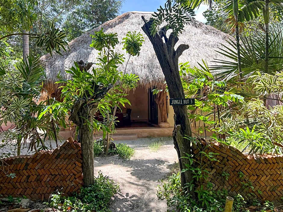 Gili Asahan Eco Lodge & Restaurant