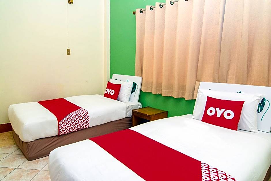 OYO 534 Phasuk Hotel